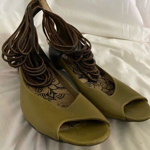 Olive Kitten heel Fly London sandals.